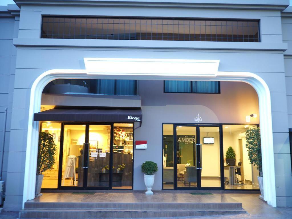 De Amber Bang Sarae By Funnyproperty Bang Sare Exterior photo